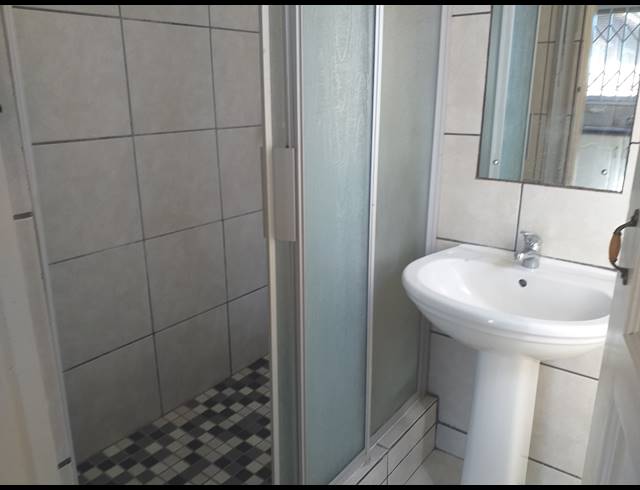 1 BEDROOM APARTMENT RENTED IN ATHLONE PARK